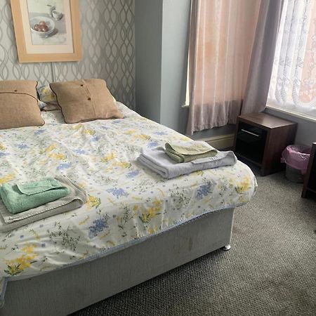 The New Macleods Guest House ブラックプール エクステリア 写真